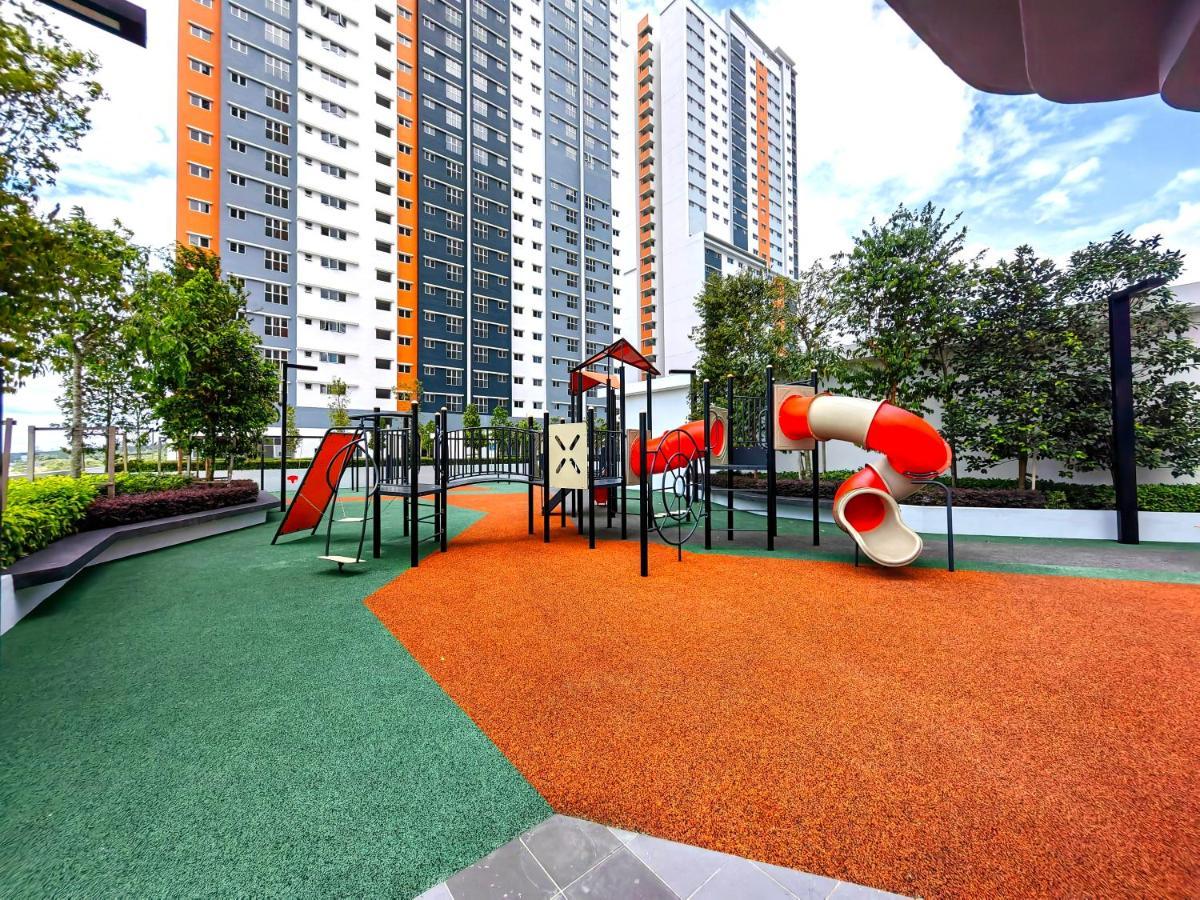 Alanis Residences Klia Kota Warisan Sepang By Dreamstay Екстер'єр фото